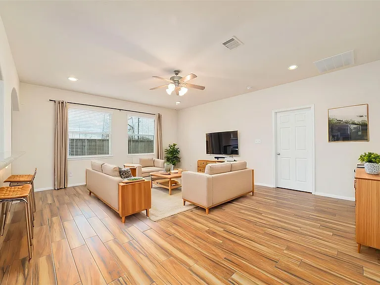 8919 Inglebrook Ln — Photo 12