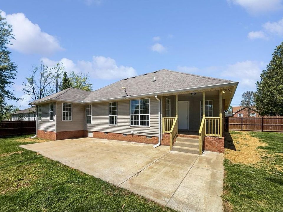 1st image of 516 Melanie Dr