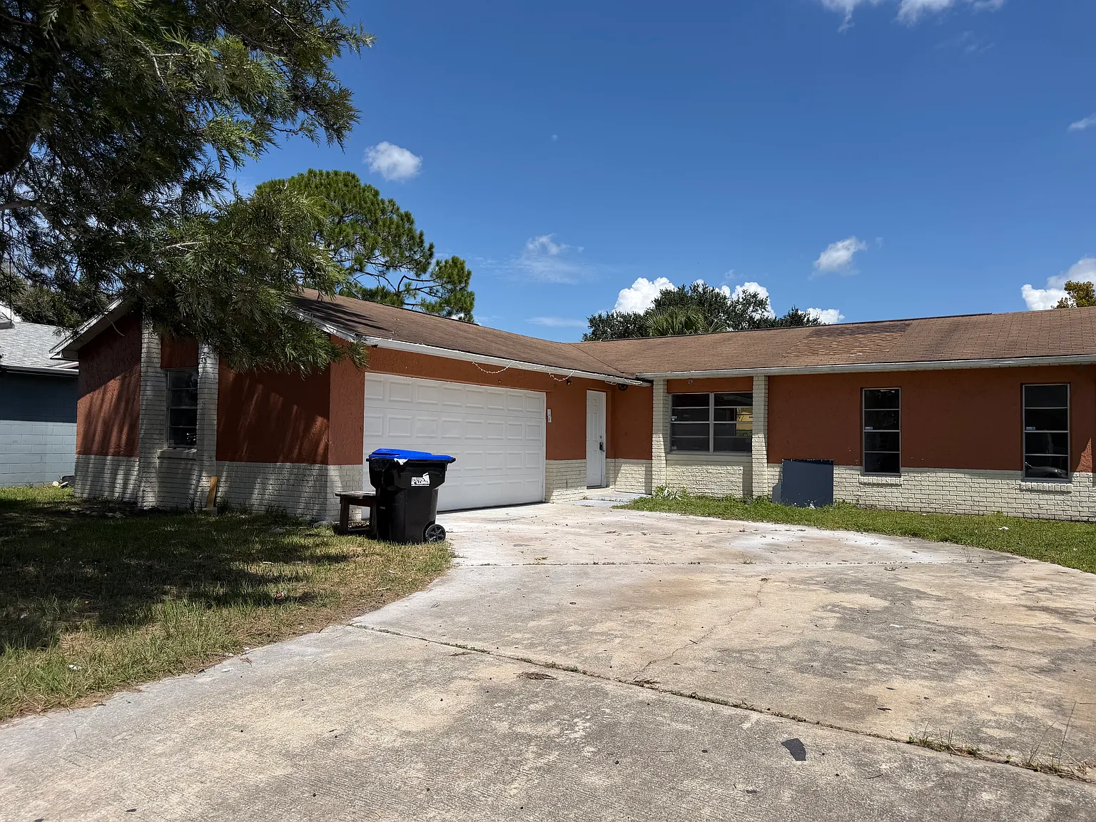 3 bed, 1100 sqft, $2,000 — Photo 1