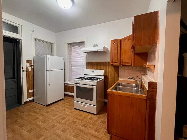 1525 W Ardmore Ave #2 — Photo 12