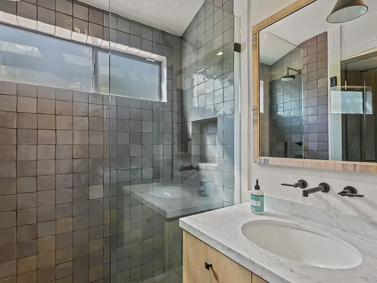 11662 Duque Dr — Photo 31