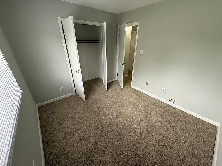 4554 N New Hope Rd — Photo 7