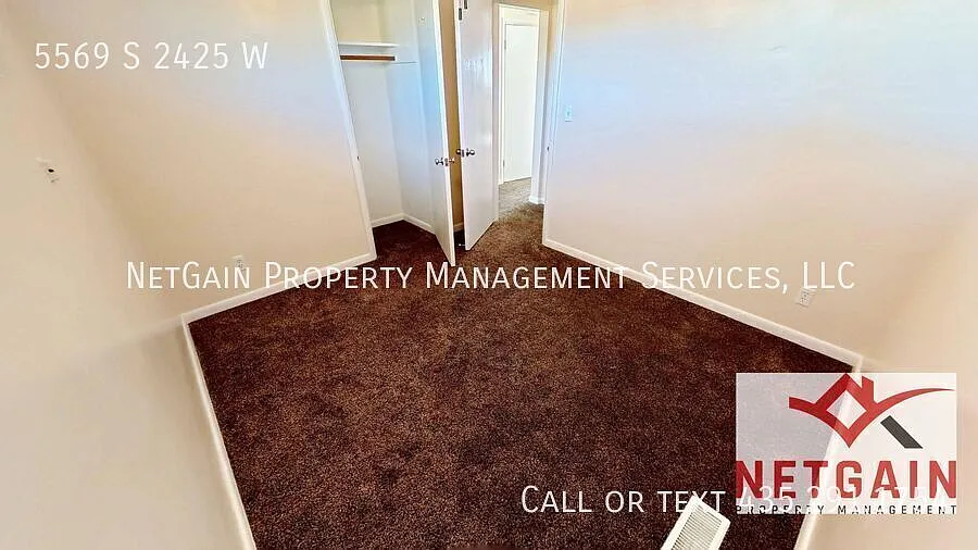 2 bedroom apartment in Roy — Photo 4