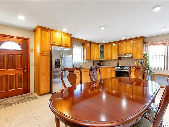 4th image of 102-18 103rd Ave