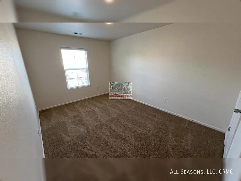 7722 Sandy Springs Point — Photo 8