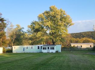 81 Old County Rd, Green Spring, WV 26722
