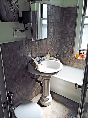 Rented by Performing Assets Corp | media 23