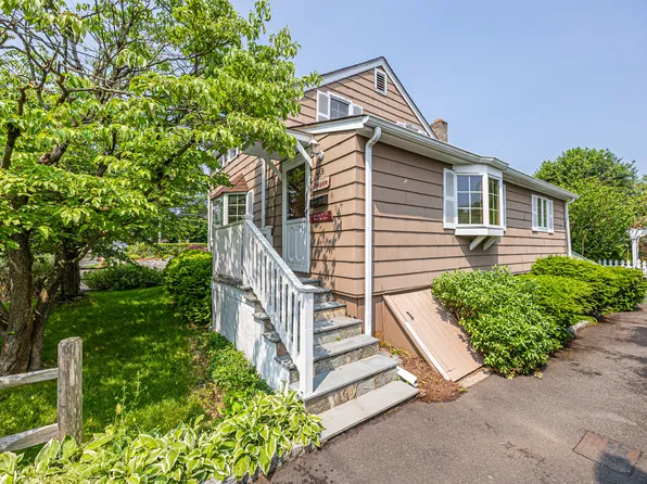359 Oaklawn Avenue, Stamford, CT 06905