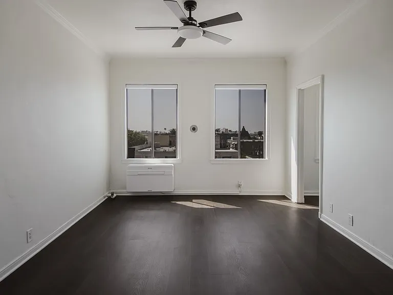 801 S Gramercy Dr — Photo 10