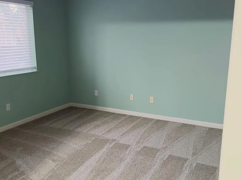 1380 Jones Ln — Photo 4