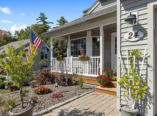 24 Centerview Rd UNIT 24, Atkinson, NH 03811
