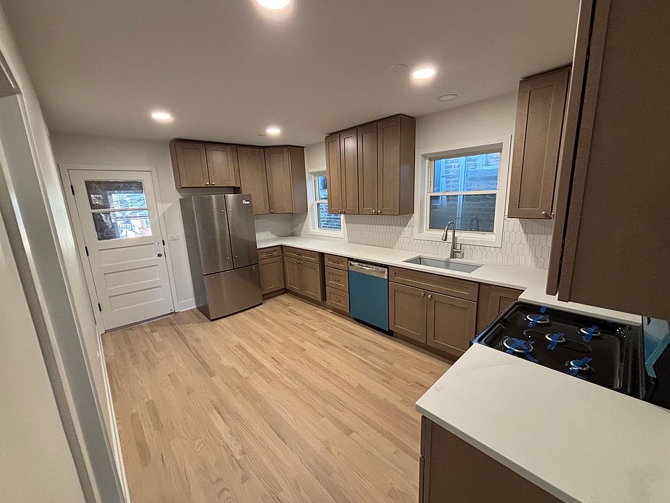 1st image of 3072 N Davlin Ct Unit 2