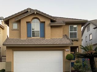 11563 Grapevine Dr, Rancho Cucamonga, CA 91730