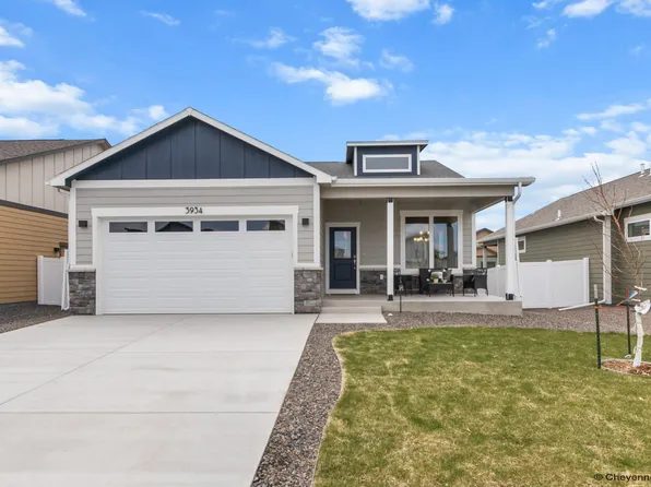 3934 Saddleback Ln, Cheyenne, WY 82001