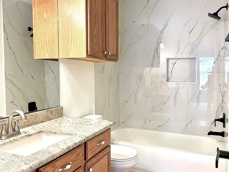 24914 Aughton Ct — Photo 5