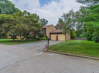 144 Sage Dr, Warwick, RI 02886