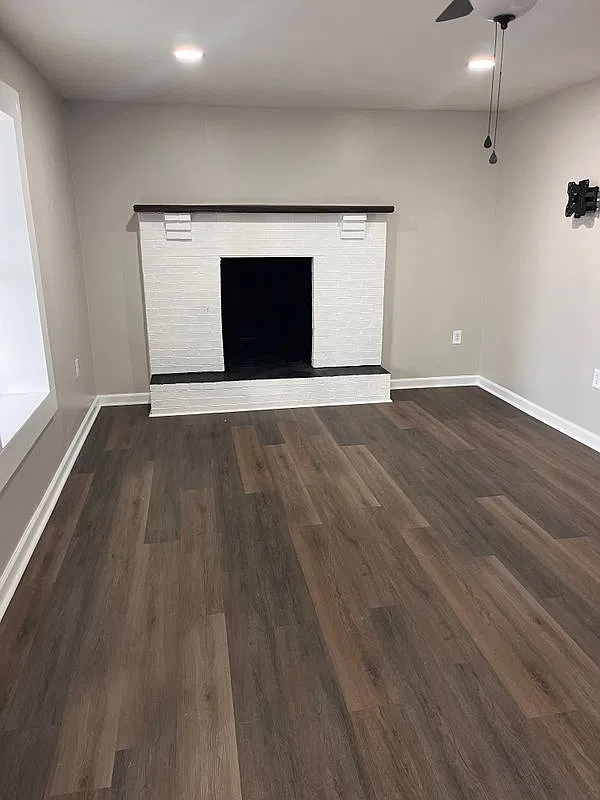 2 bed, 1.0 bath, 1300 sqft, $1,550 — Photo 3