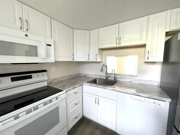 3099 NW 48th Ave, Fort Lauderdale, FL
