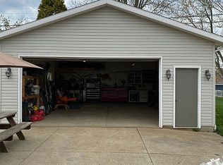 991 Vincent Blvd, Alliance, OH