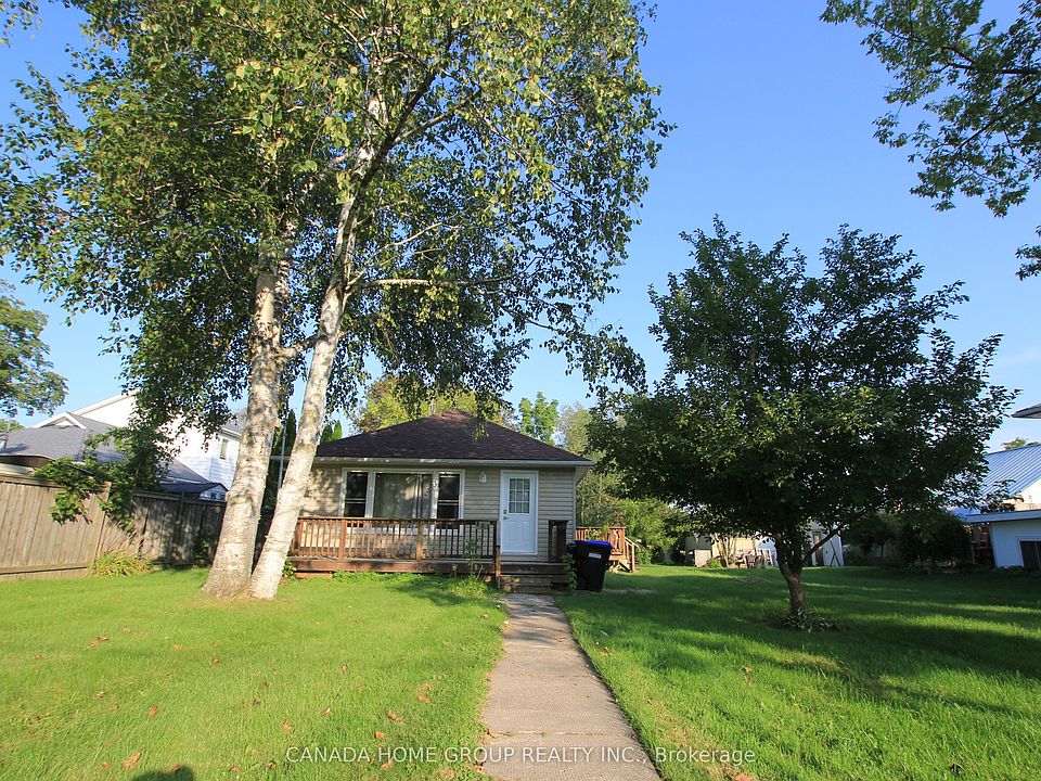 1st image of 931 Goldie St