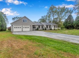 32 Swamp Rd, South Deerfield, MA 01373