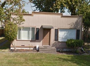 3038 Dover St, Longview, WA 98632