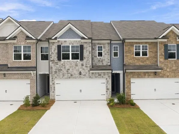 2354 Carlton Pkwy, Douglasville, GA 30135