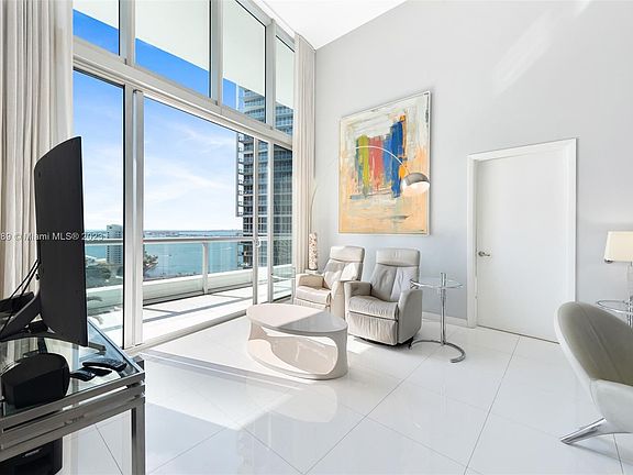 5th image of 465 Brickell Ave APT 2205