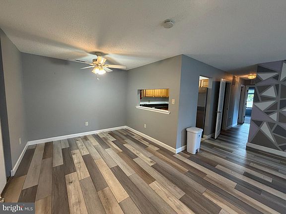 4th image of 4217 Aberdeen Dr #A