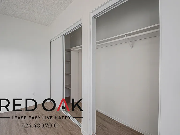 915 N Wilton Pl #113 — Photo 15
