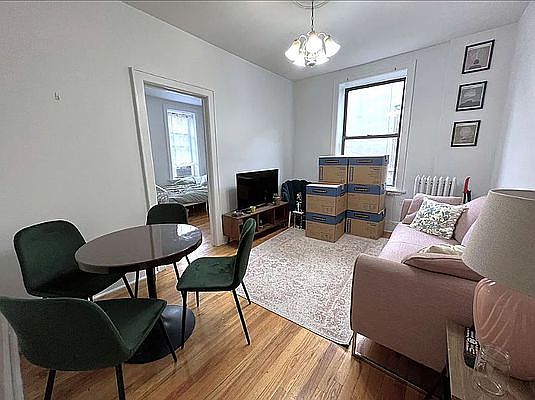 2nd image of 210 W 109th St APT 54