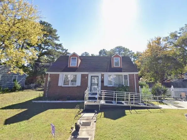 3741 Riverside Dr, Norfolk, VA 23502