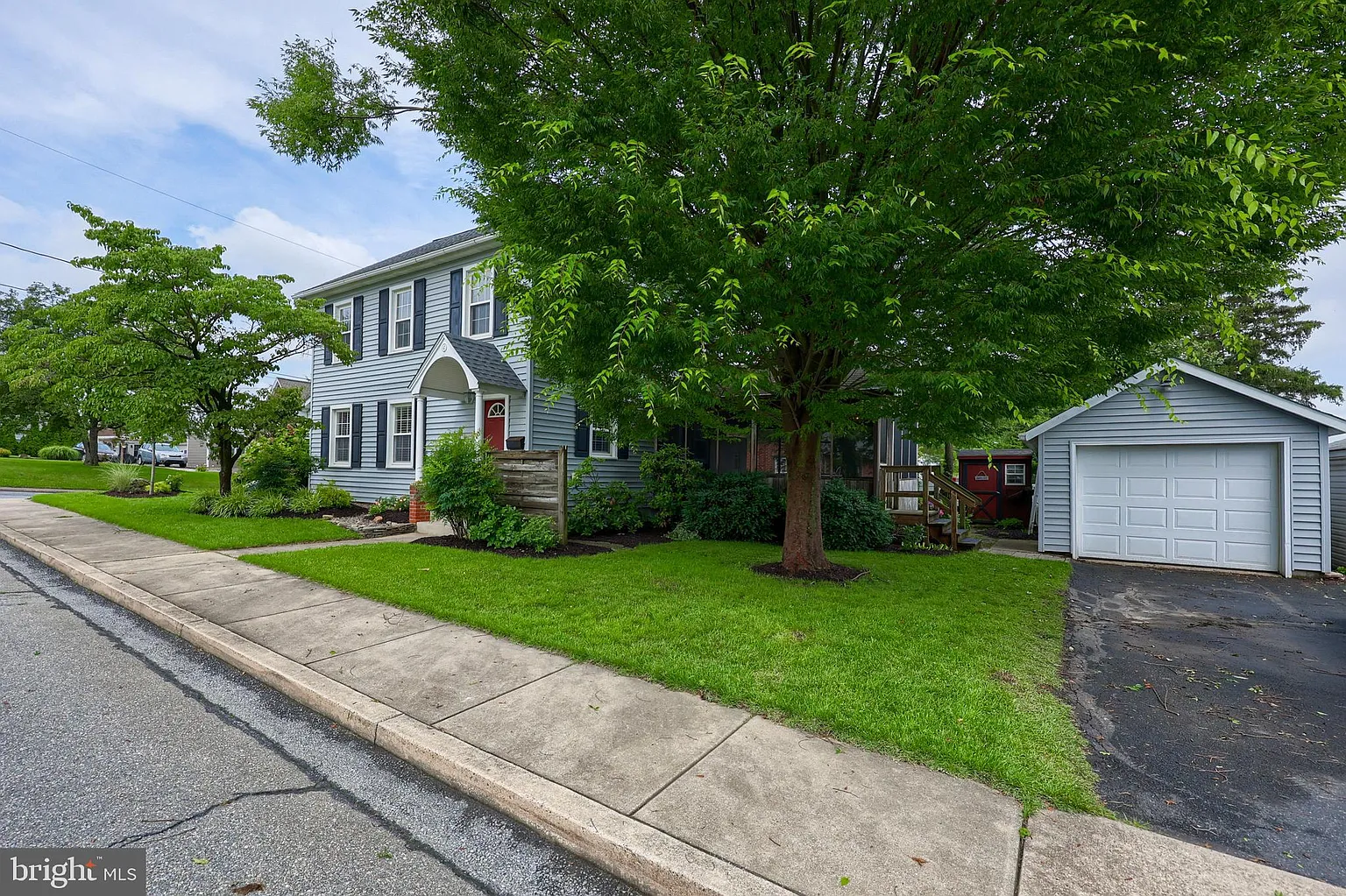 47 Union Ave photo 1