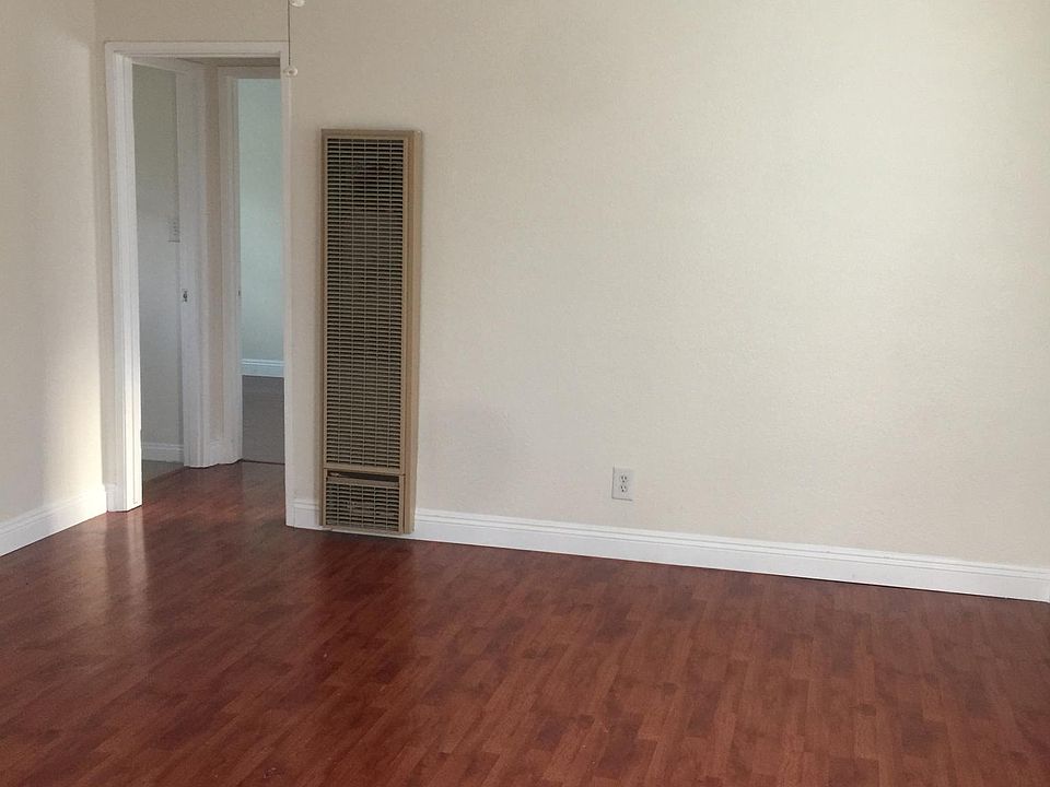 1st image of 410 W Bencamp St