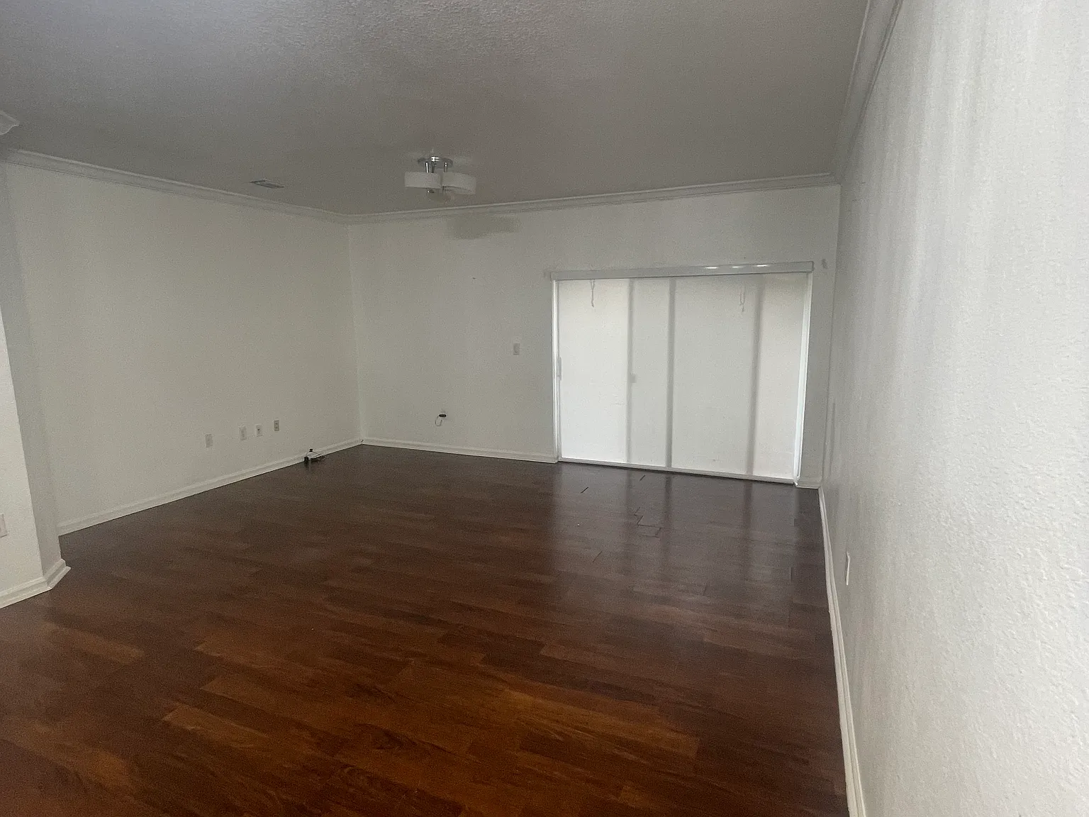 3 bed, 2.5 bath, 1540 sqft, $2,800 — Photo 2