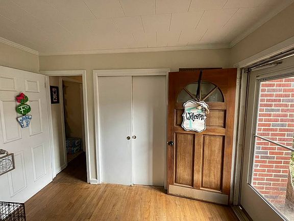 4th image of 849 Prosperity Dr