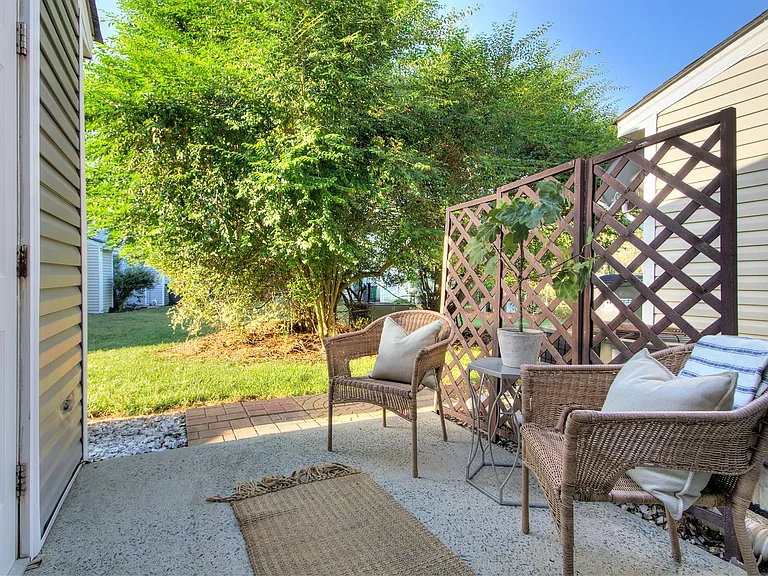 8268 Golf Ridge Dr — Photo 15
