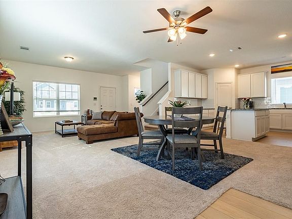 3rd image of 125 Zion Dr