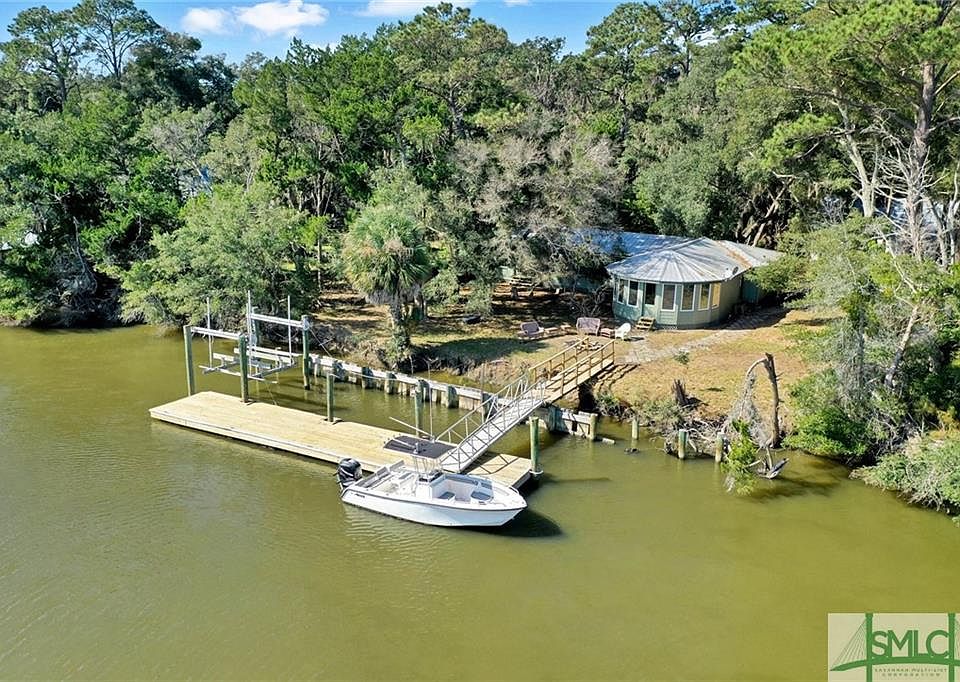 1st image of 14 & 15 Ocean Breeze Dr SE