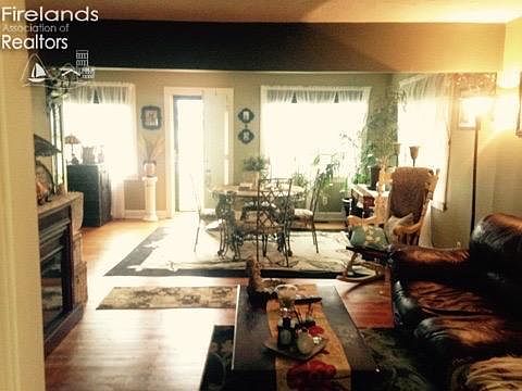 2nd image of 335 Tiffin Ave