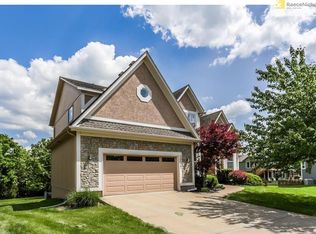 10127 Redbud Ln, Lenexa, KS 66220