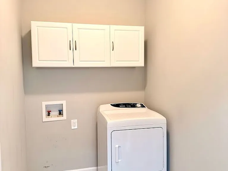 167 Austin Ryan Dr — Photo 3