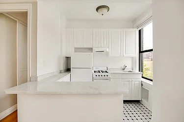 Rented by Akelius Real Estate Management