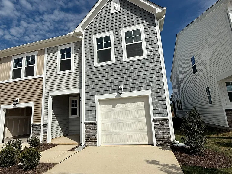 120 Blossom Field Way — Photo 1