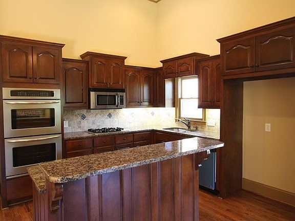 Granite, Stainless, Double Ovens.