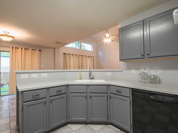 5th image of 9410 Gillcross Way