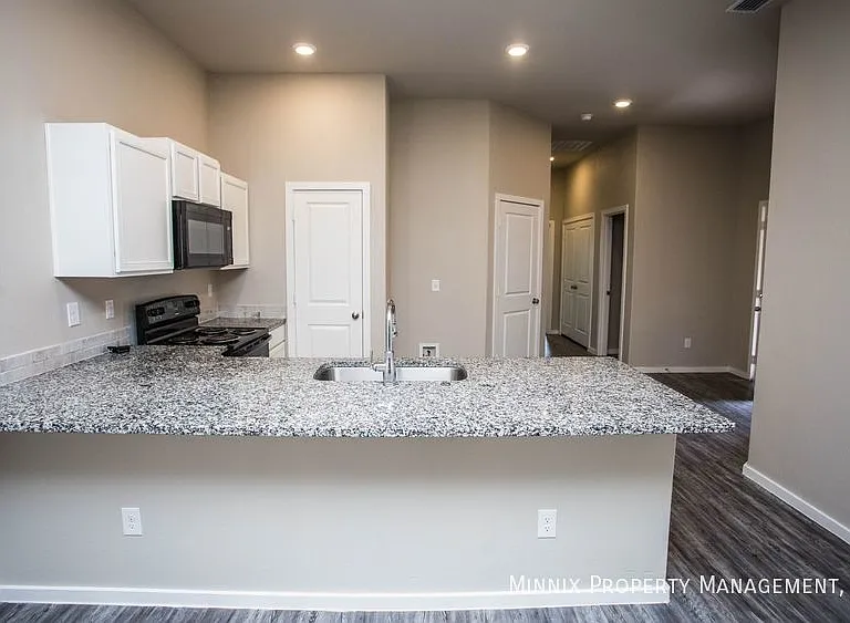 2102 Langford Ave #A — Photo 6