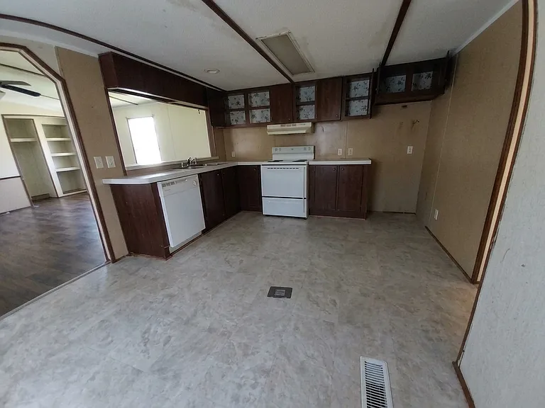 Sunset Ridge MHC — Photo 20