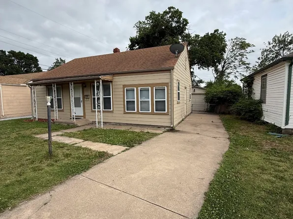 5311 E Elm St, Wichita, KS 67208