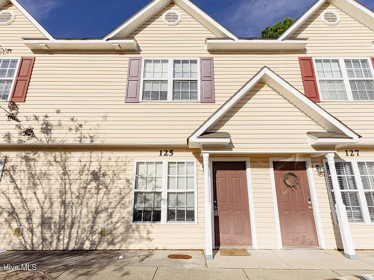 125 Cornerstone Pl — Photo 1